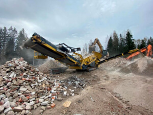 Betonijätteen seulonta työmaalla